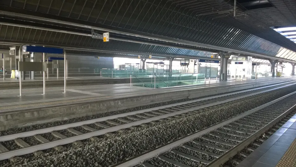 La stazione di Rho Fiera Milano (MI), Italia.